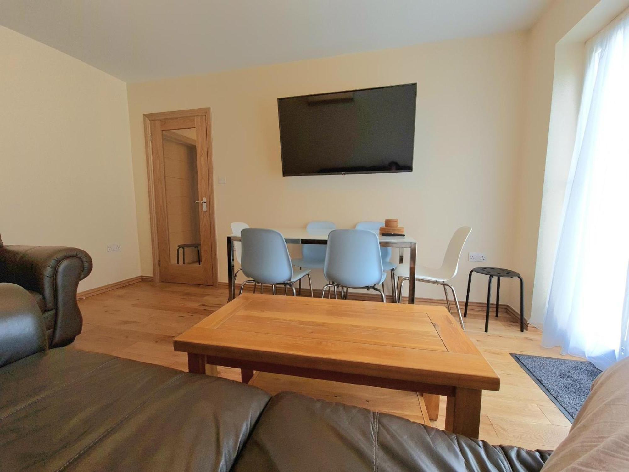 East Barnet London Luxury 2 Bedroom Flat Sleeps 8 Free Parking מראה חיצוני תמונה