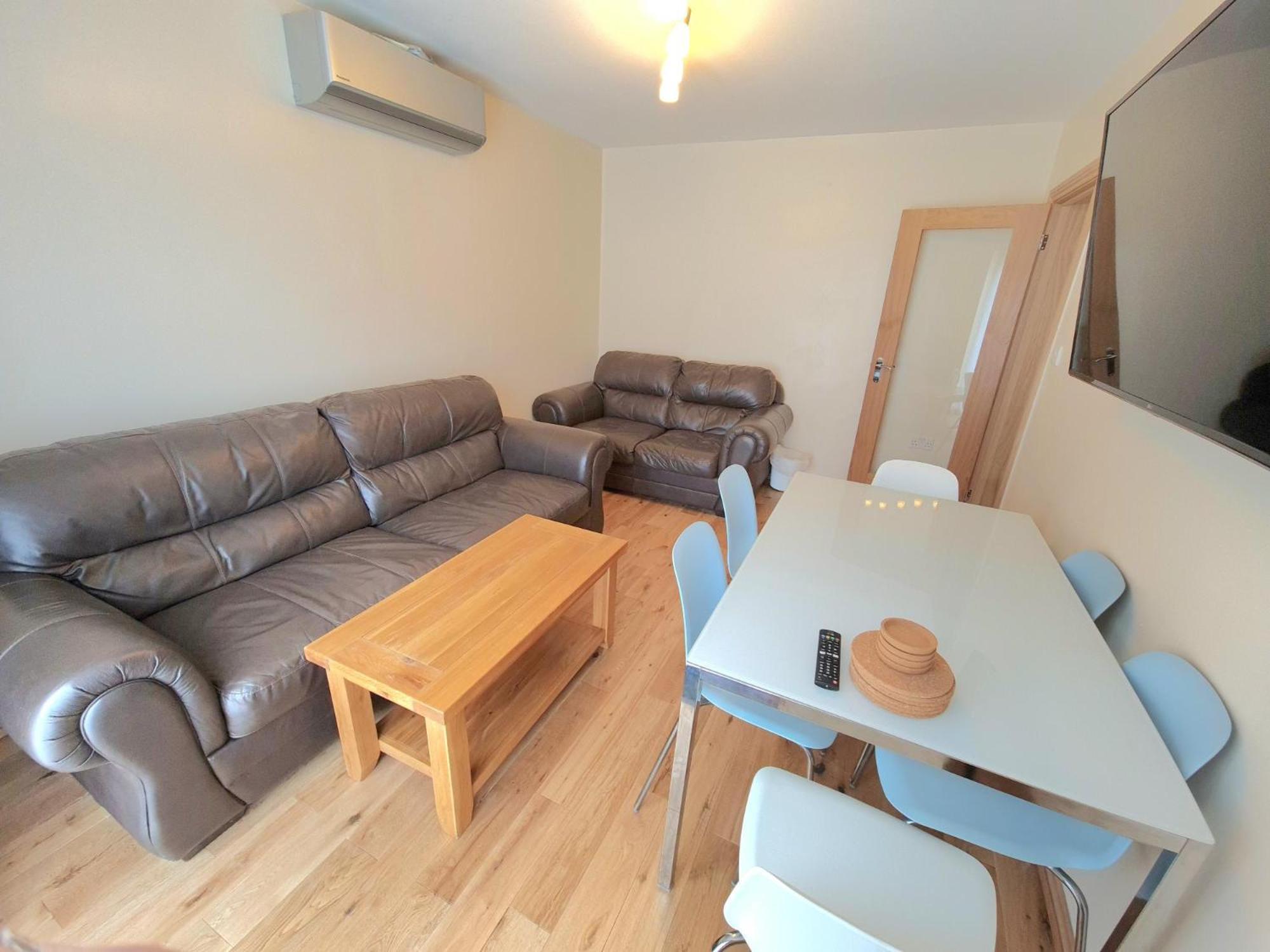East Barnet London Luxury 2 Bedroom Flat Sleeps 8 Free Parking מראה חיצוני תמונה