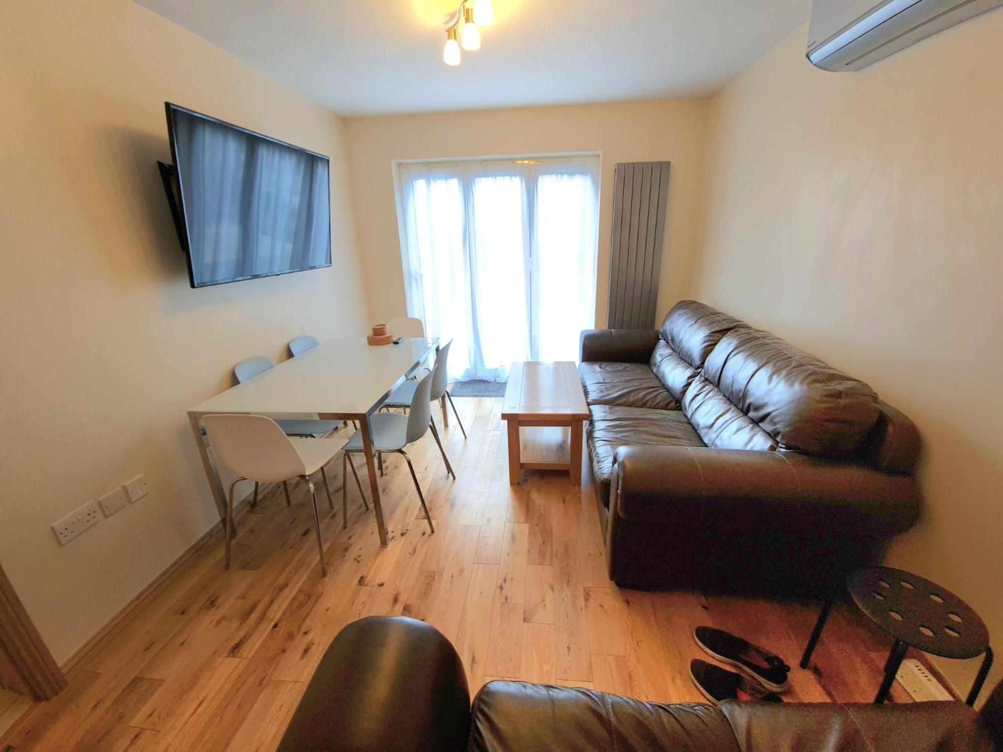 East Barnet London Luxury 2 Bedroom Flat Sleeps 8 Free Parking מראה חיצוני תמונה